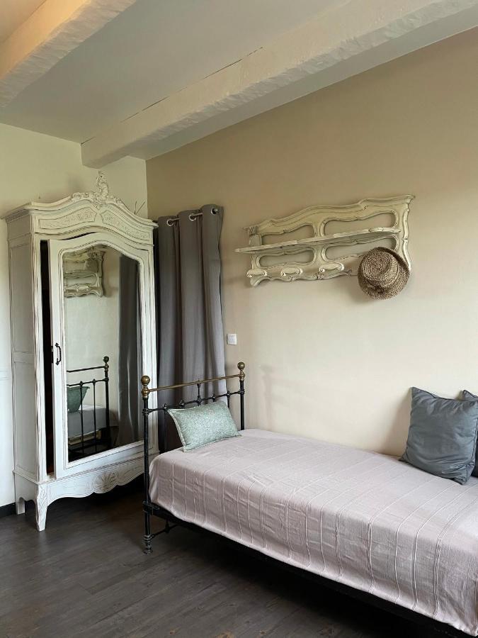 Au Pied Des Baous Bed & Breakfast Vence Dış mekan fotoğraf