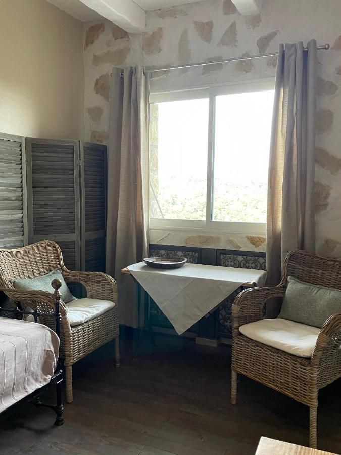 Au Pied Des Baous Bed & Breakfast Vence Dış mekan fotoğraf