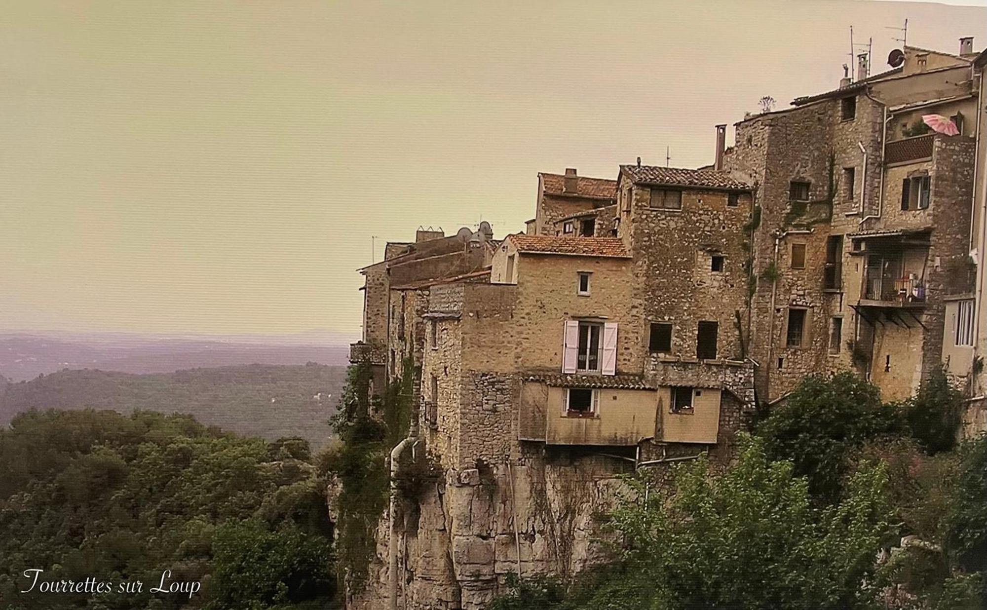 Au Pied Des Baous Bed & Breakfast Vence Dış mekan fotoğraf