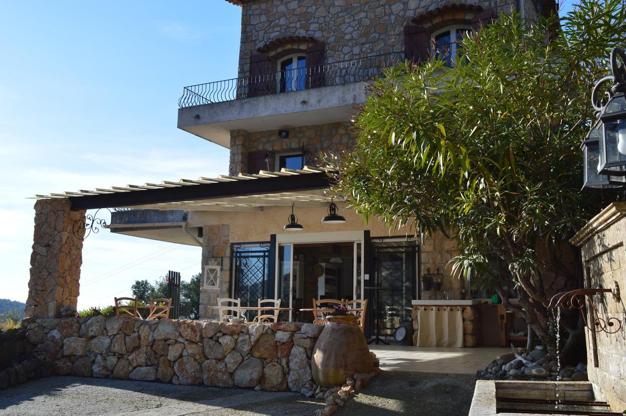 Au Pied Des Baous Bed & Breakfast Vence Dış mekan fotoğraf